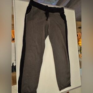 SO gray and black sweatpants
